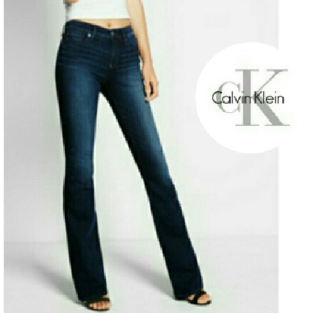 NEW Calvin Klein Shape Boot Cut Jeans 8 / 32